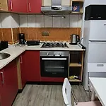 Old Town Central Apartment With 4 Private Bedrooms For Up To 14 People