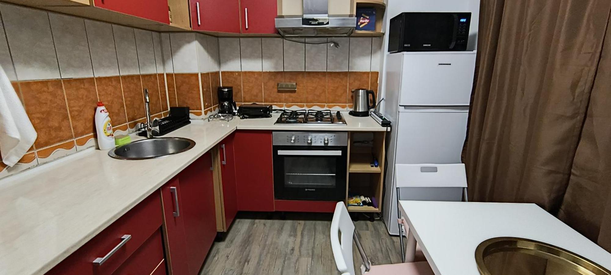 Old Town With 4 Private Bedrooms For Up To 14 People Apartament