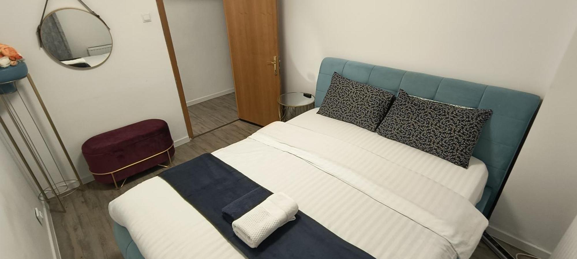 Apartament Old Town With 4 Private Bedrooms For Up To 14 People