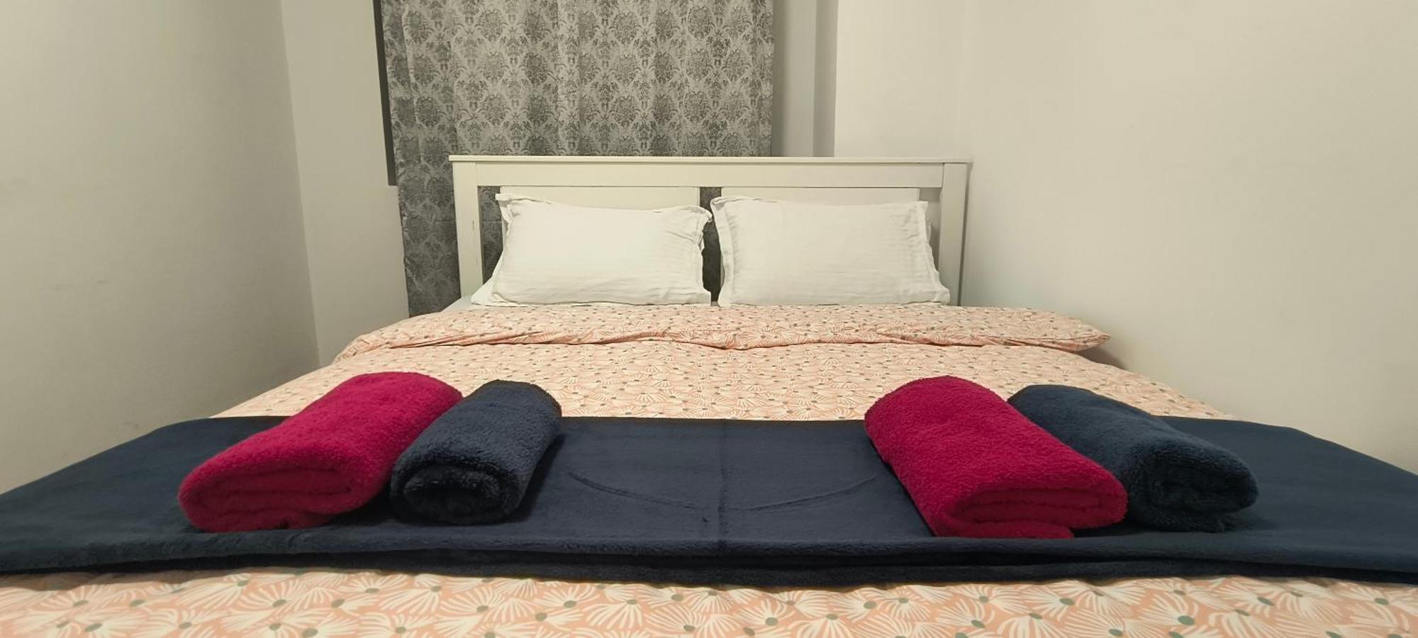 Apartament Old Town With 4 Private Bedrooms For Up To 14 People *