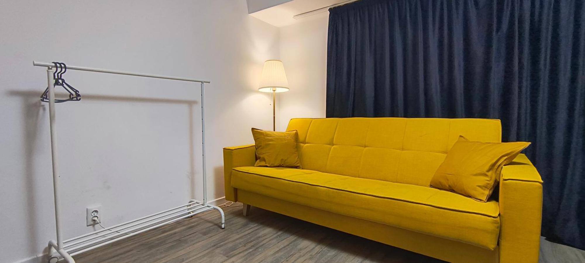 Old Town With 4 Private Bedrooms For Up To 14 People * Bucureşti